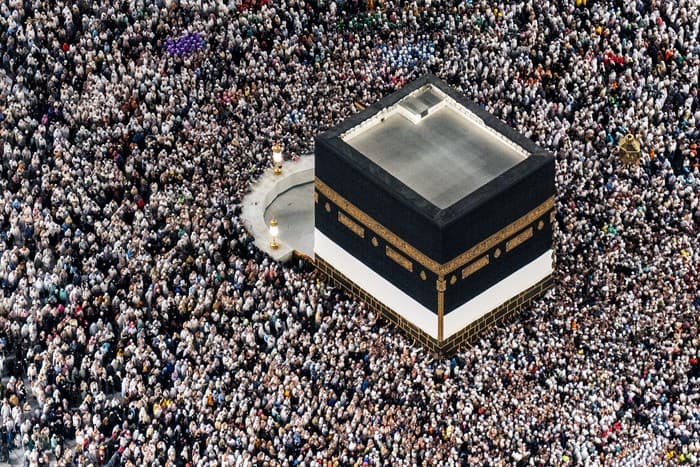 Tips Umrah di Musim Dingin: Panduan Lengkap Persiapan hingga Perkiraan Cuaca